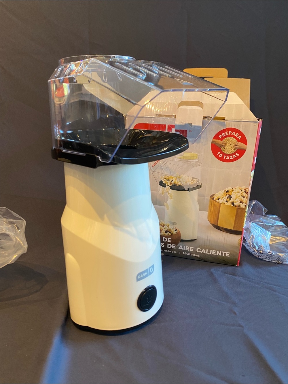 Dash Hot Air Popcorn Popper 10 Cup Cream Butter Melting Tray Compact